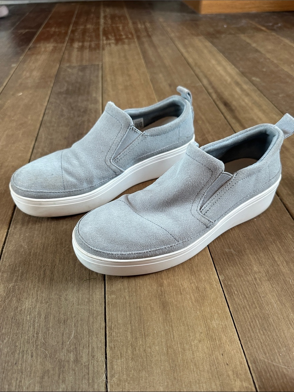 Toms grey and white platform slip on shoes women’s size 7